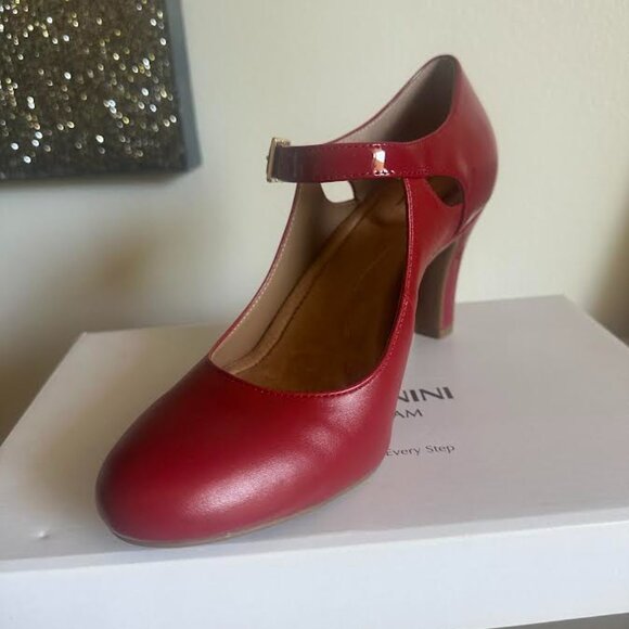 Giani Bernini Women's Velmah Memory Foam Mary Jane Pumps, Created for Macy's - R - Picture 5 of 6